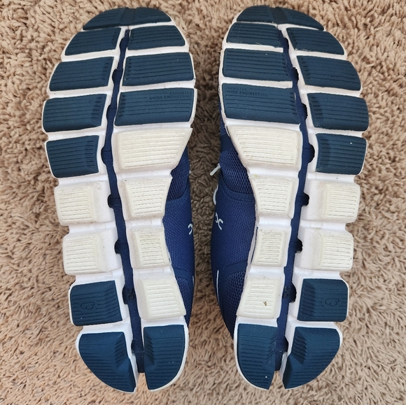 On Cloud 5 Running Women's Denim Blue Sneakers for Active Comfort - Picture 5 of 5